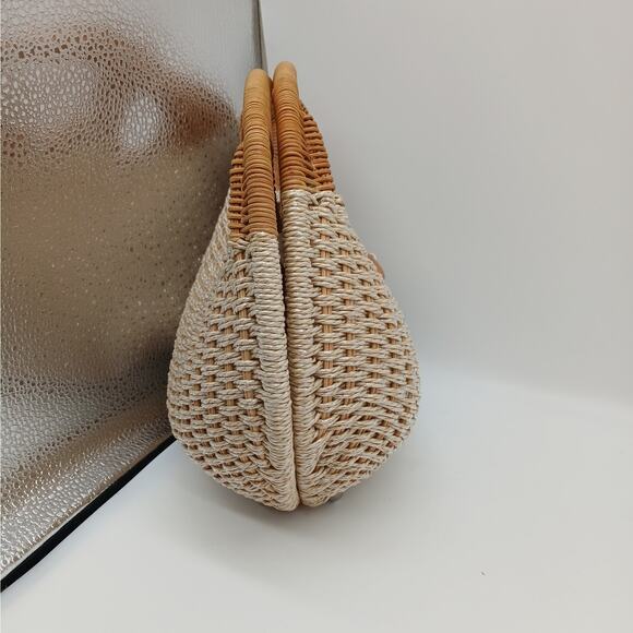 Straw Studios Hand Made Straw Handbag Shell Shape Boho Beach Resort Vacation - Picture 4 of 8